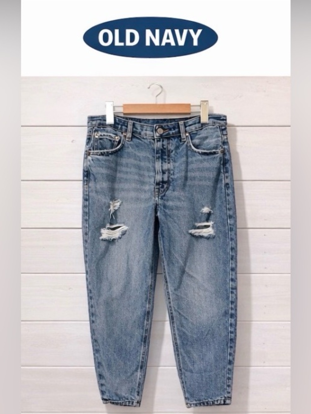 Old Navy Slouchy High-Waisted Distressed Jeans - Size 10 (Women)
